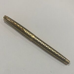 Crest rare Gold and Black Pen